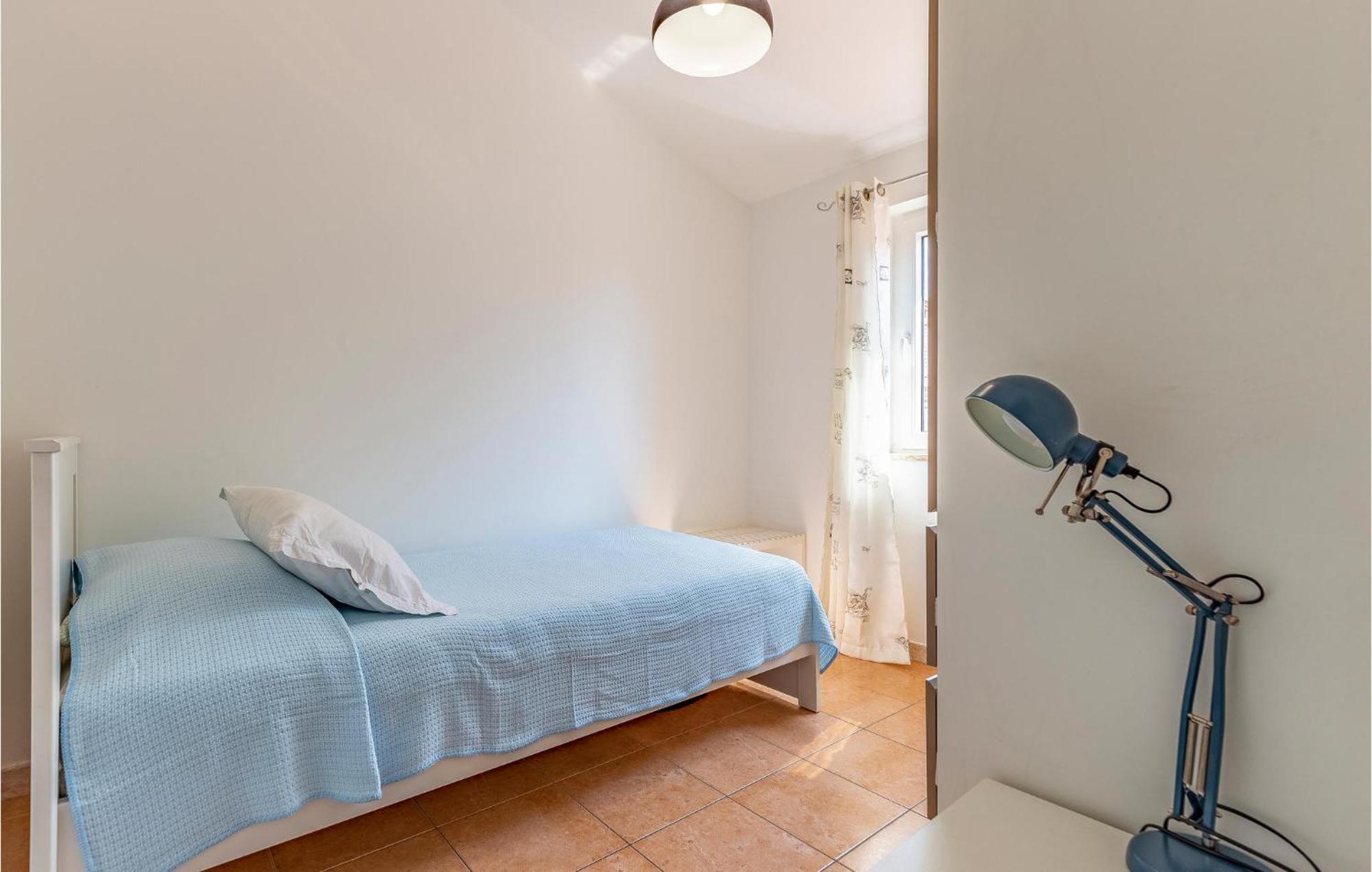 2 Bedroom Beautiful Apartment In Premantura Luaran gambar