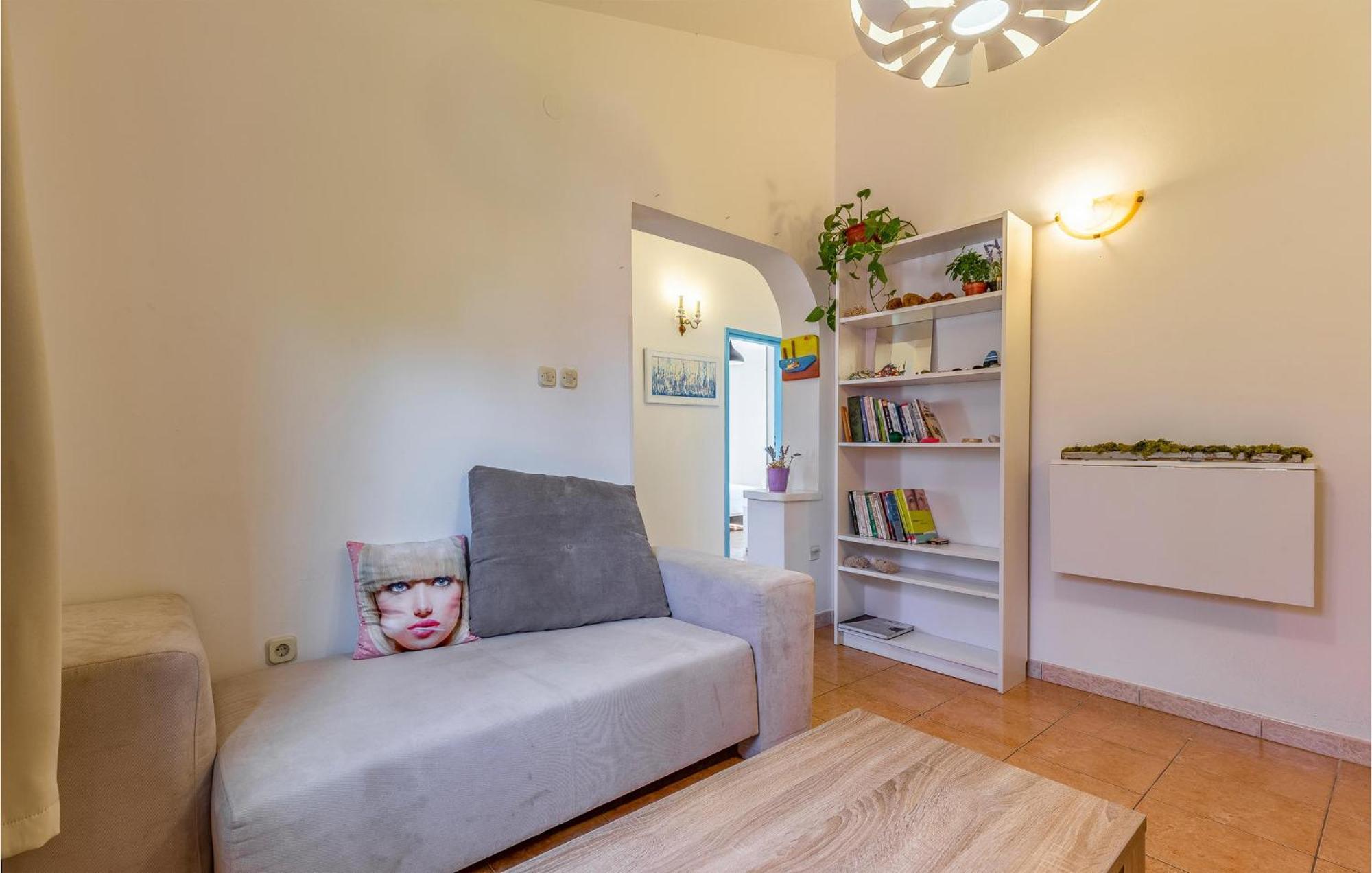 2 Bedroom Beautiful Apartment In Premantura Luaran gambar