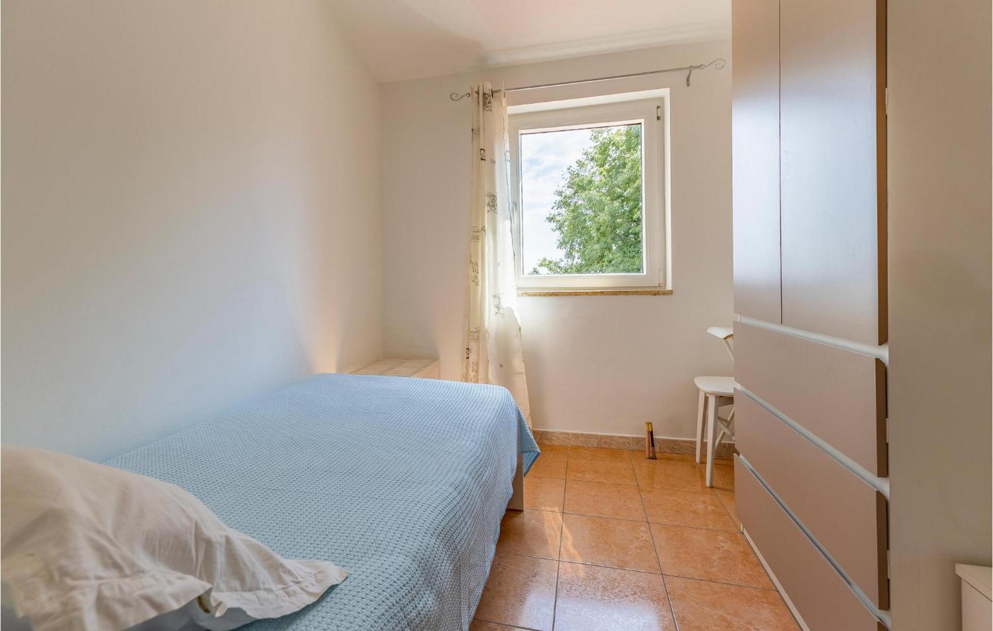 2 Bedroom Beautiful Apartment In Premantura Luaran gambar