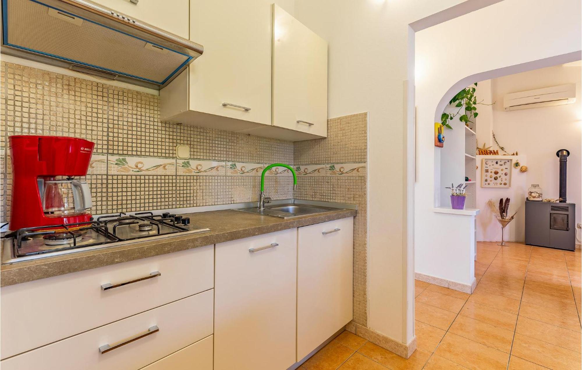 2 Bedroom Beautiful Apartment In Premantura Luaran gambar